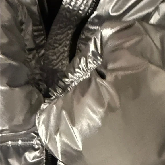 Zara Silver Women's cropped Puffer Jacket - Picture 6 of 8